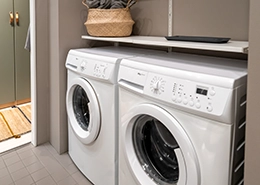A white washer and dryer set